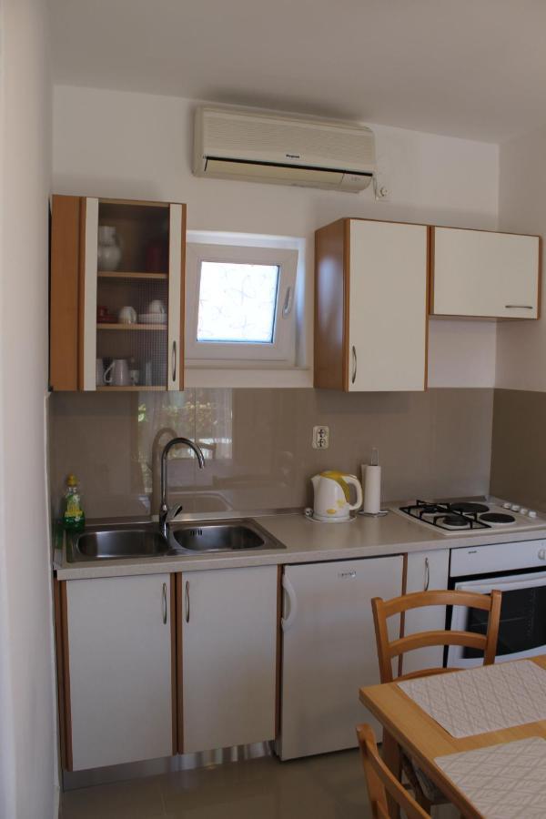 Apartments Kekel Биоград-на-Мору Экстерьер фото