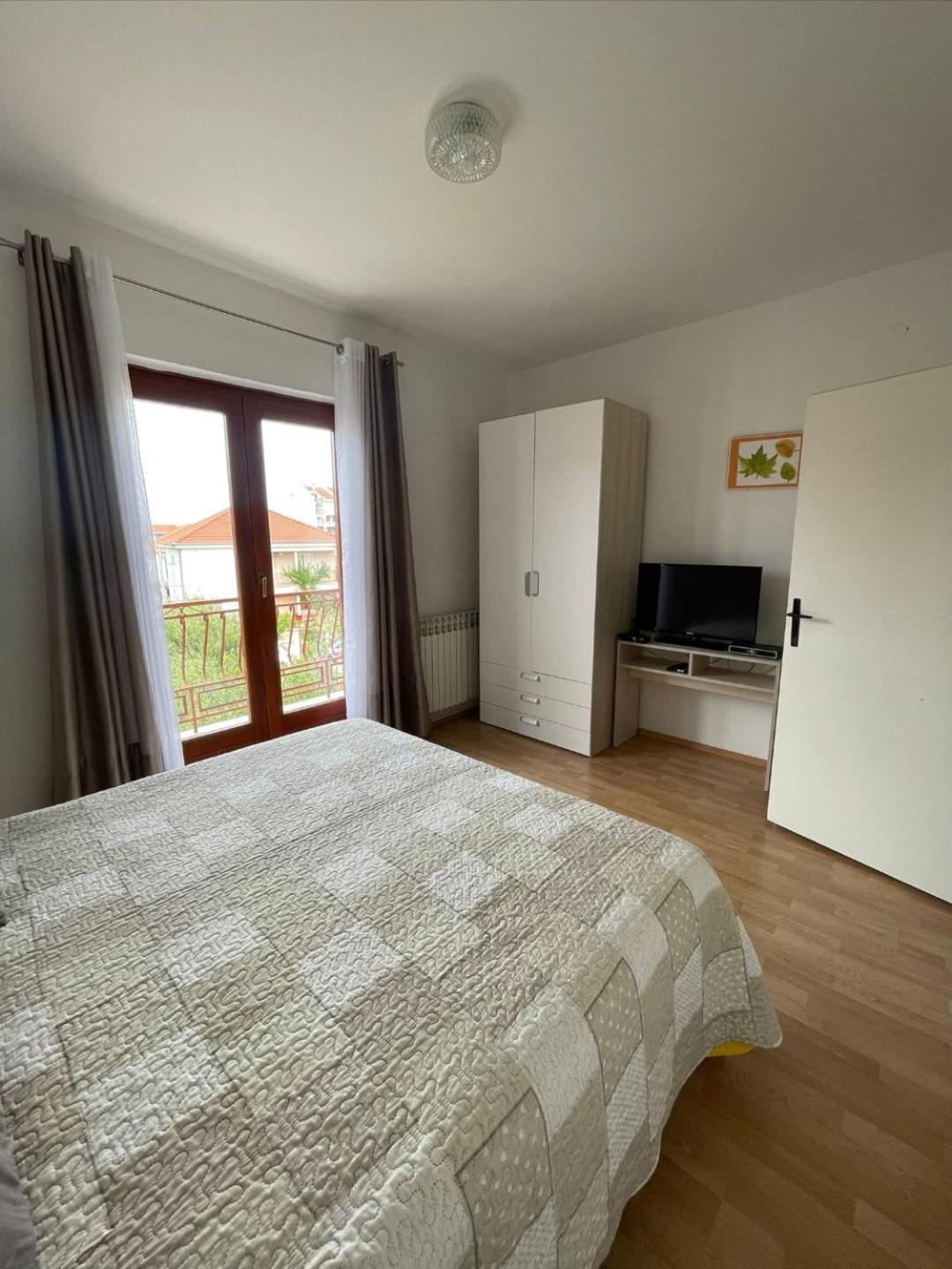 Apartments Kekel Биоград-на-Мору Экстерьер фото