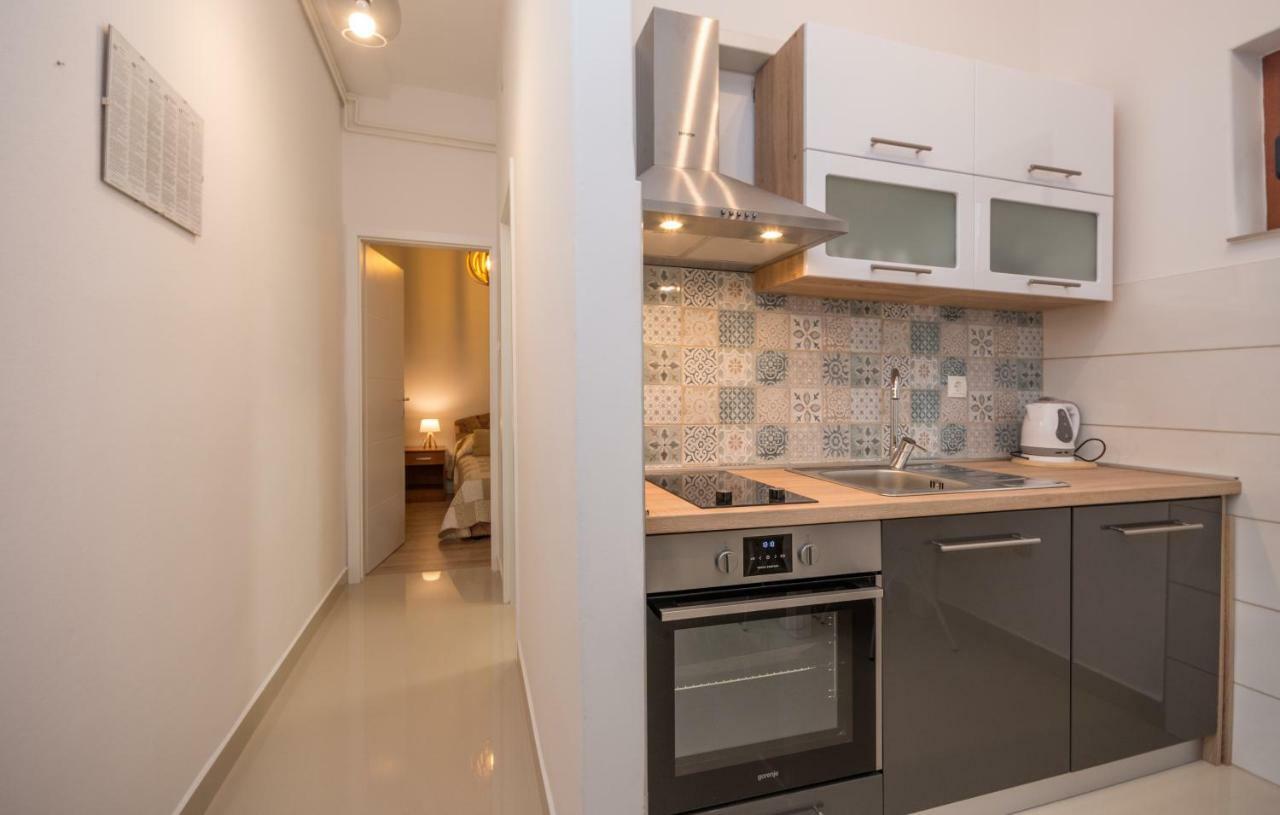 Apartments Kekel Биоград-на-Мору Экстерьер фото
